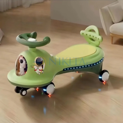 Xe lắc cho bé có đèn có nhạc vui nhộn